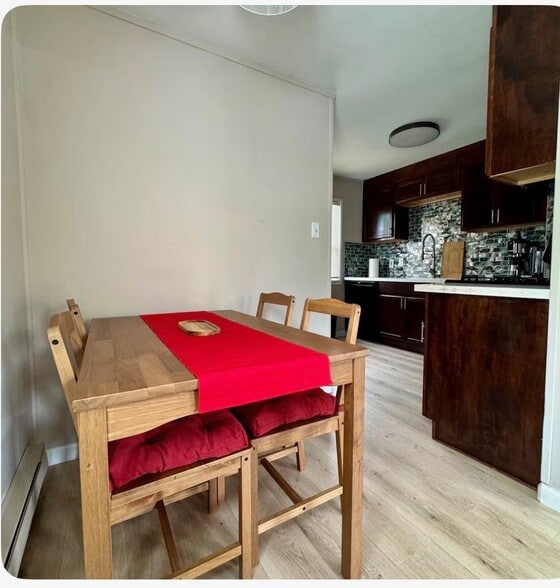 Building Photo - 5224 NE 62nd Ave