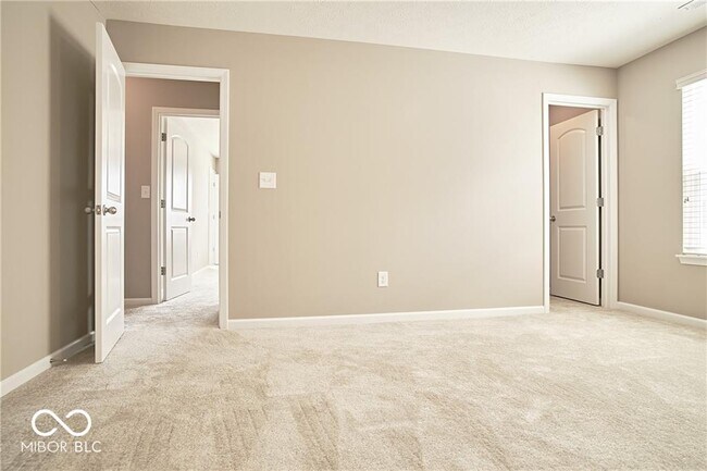 Building Photo - 8709 Rowling Way