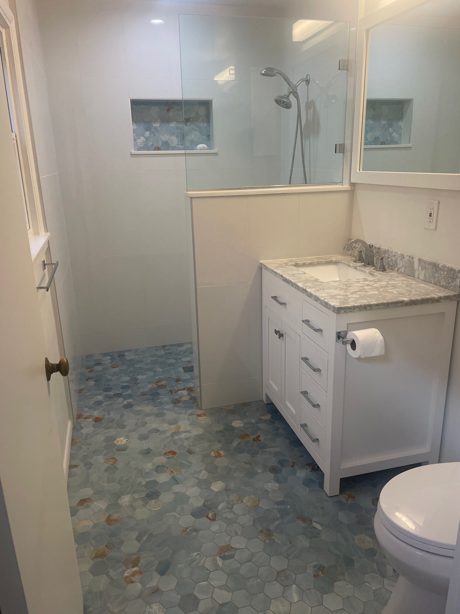 Building Photo - 1146 1st St