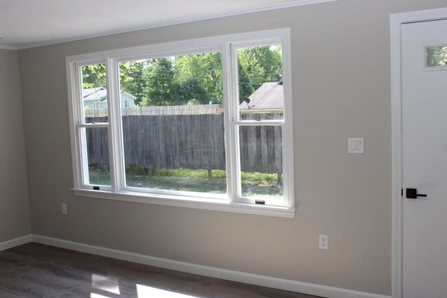 Building Photo - Adorable 2 Bedroom in Moultonborough - *PR...