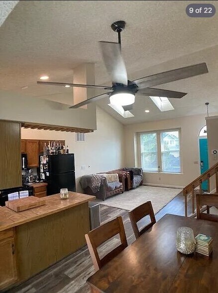 Building Photo - 8773 Bellcove Cir