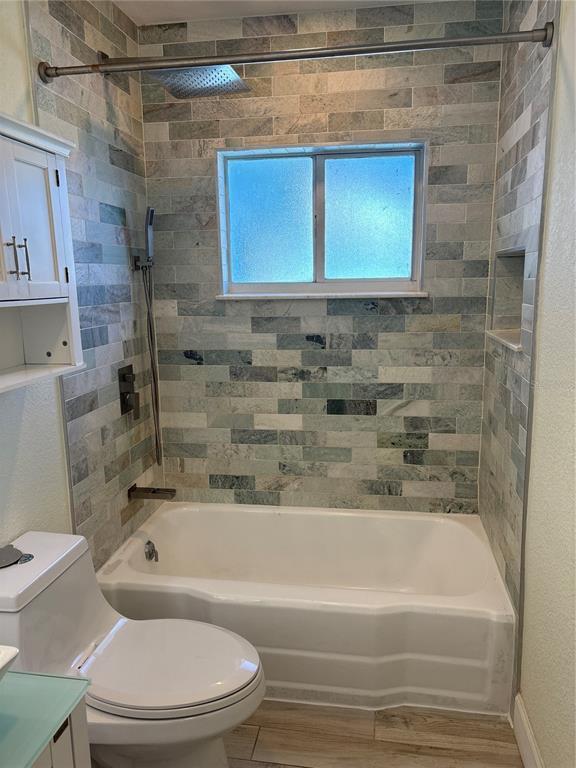 Building Photo - 2919 12th Ave N