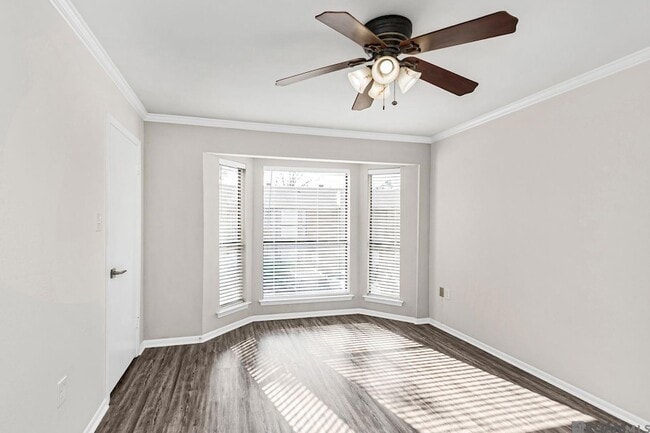 Building Photo - 9506 Jefferson Hwy