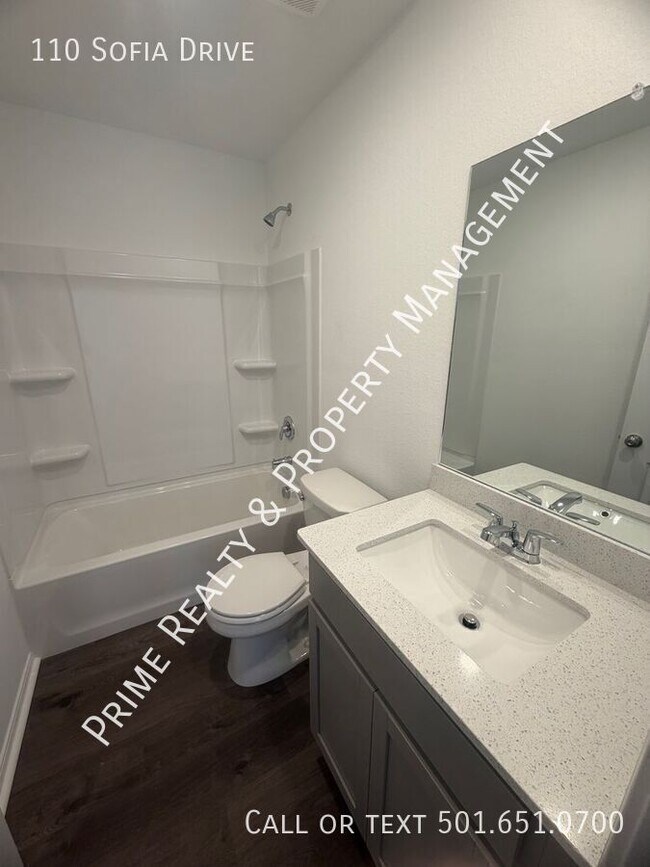 Building Photo - 110 Sofia Dr