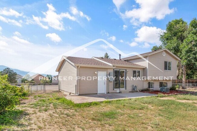 Building Photo - 2399 Jet Wing Dr