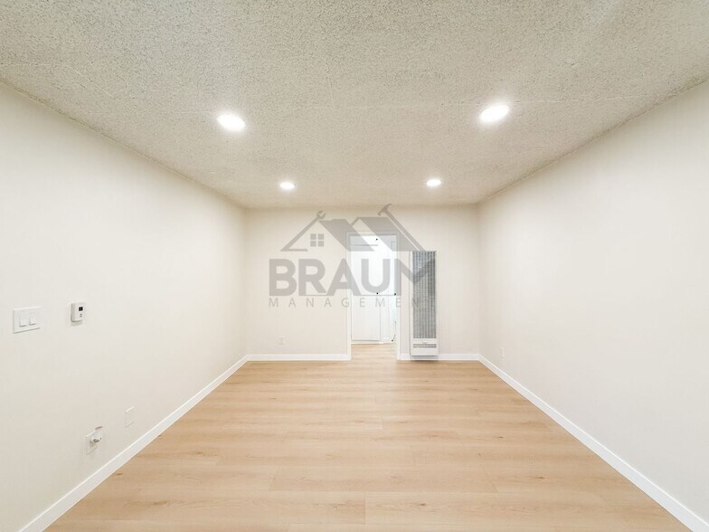 Building Photo - 18350 Napa St