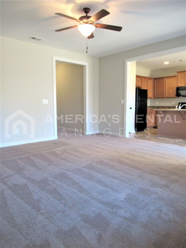 Building Photo - 105 Shepherds Loop