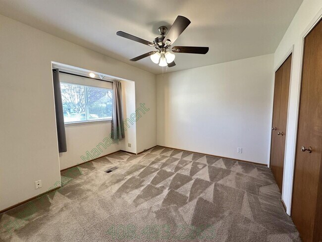 Building Photo - 965 Amstutz Dr