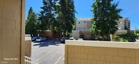 Building Photo - 1 br, 1 bath Condo - 11717 93rd Avenue Nor...