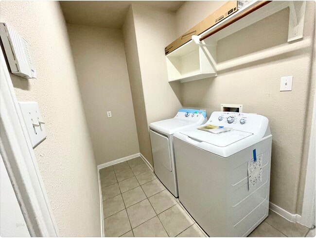 Building Photo - 38 Robin Caper Ct