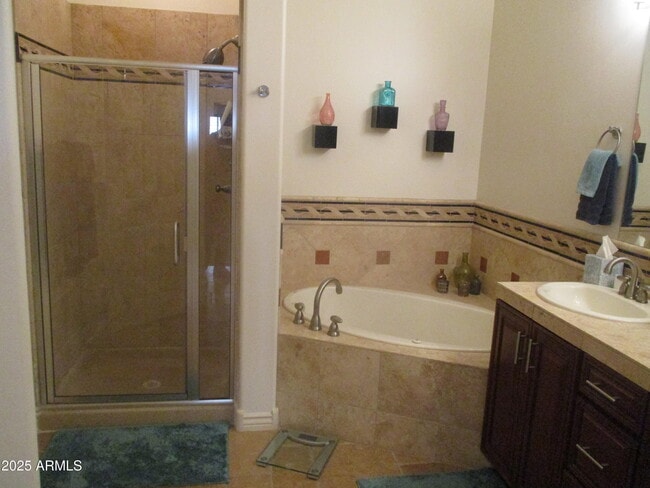 Building Photo - 5350 E Deer Valley Dr