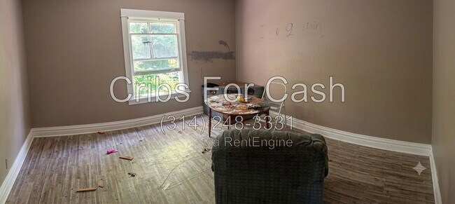 Building Photo - 7014 Greenway Ave