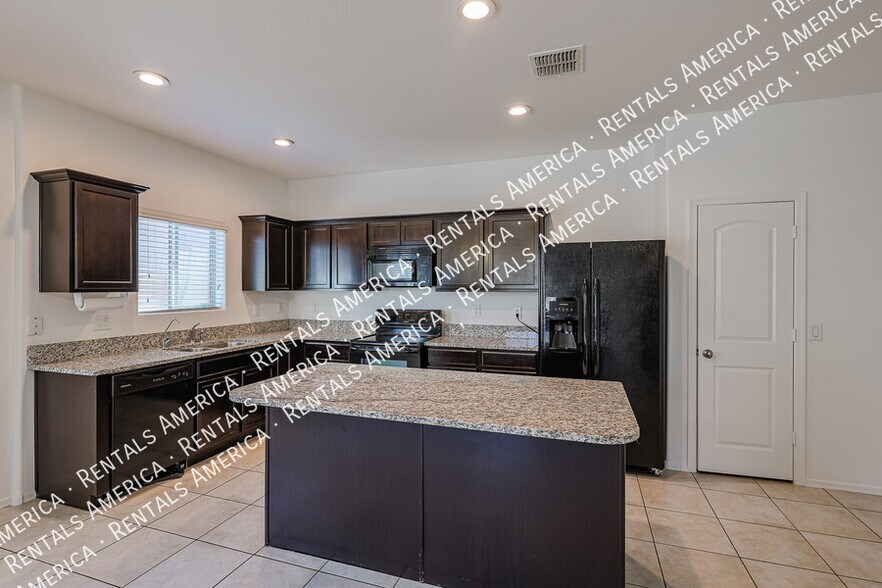 Building Photo - 23852 W Wier Ave