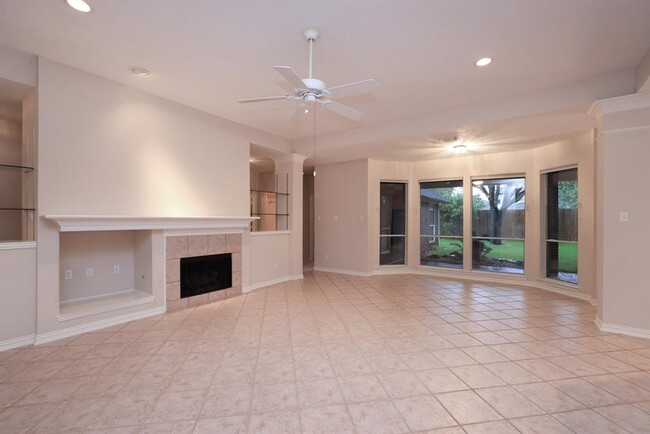 Building Photo - 17222 Leeside Dr