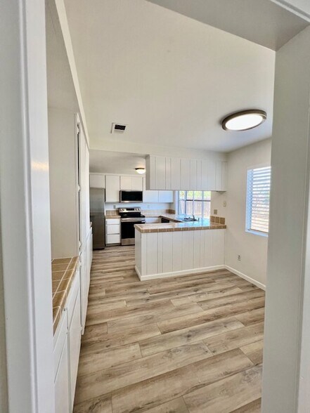 Building Photo - 201 Via Tapia
