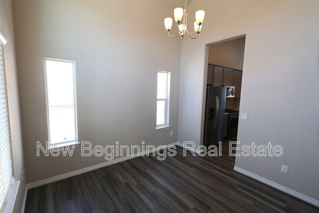 Building Photo - 4834 Olympus Dr