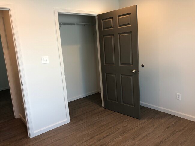 Building Photo - 1423 Union St