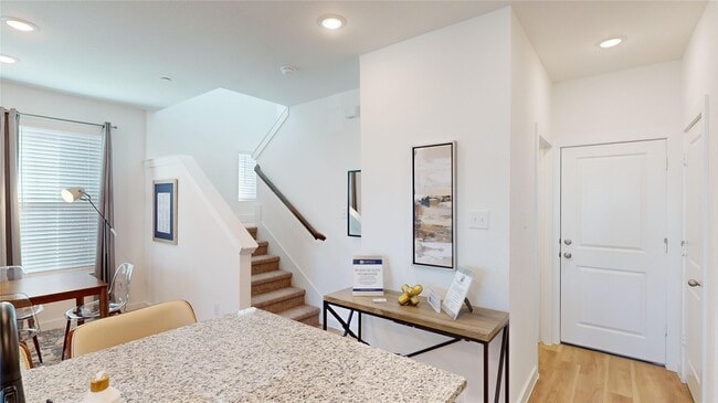 Building Photo - 2942 ELLE DR