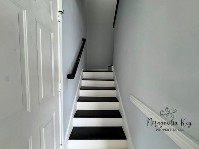 Building Photo - 4850 Southgate Pkwy