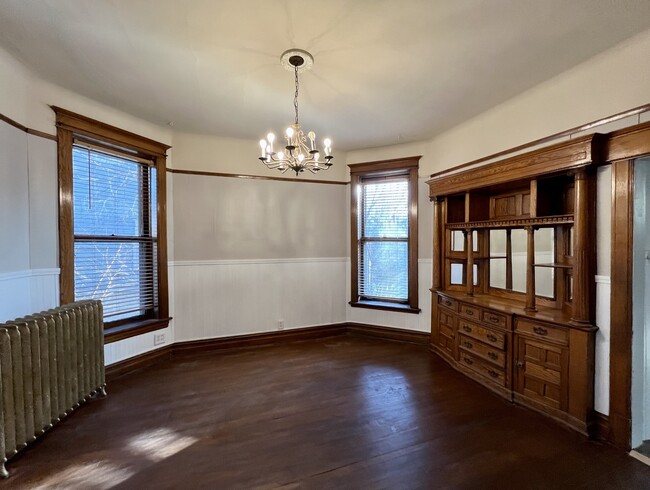 Building Photo - 2326 S Millard Ave