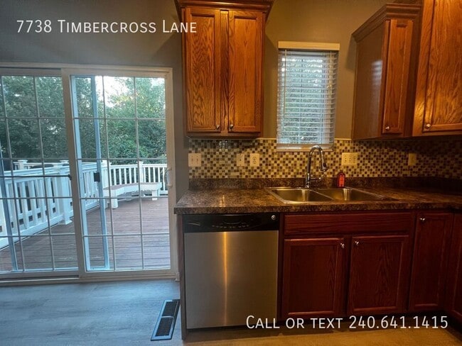 Building Photo - 7738 Timbercross Ln