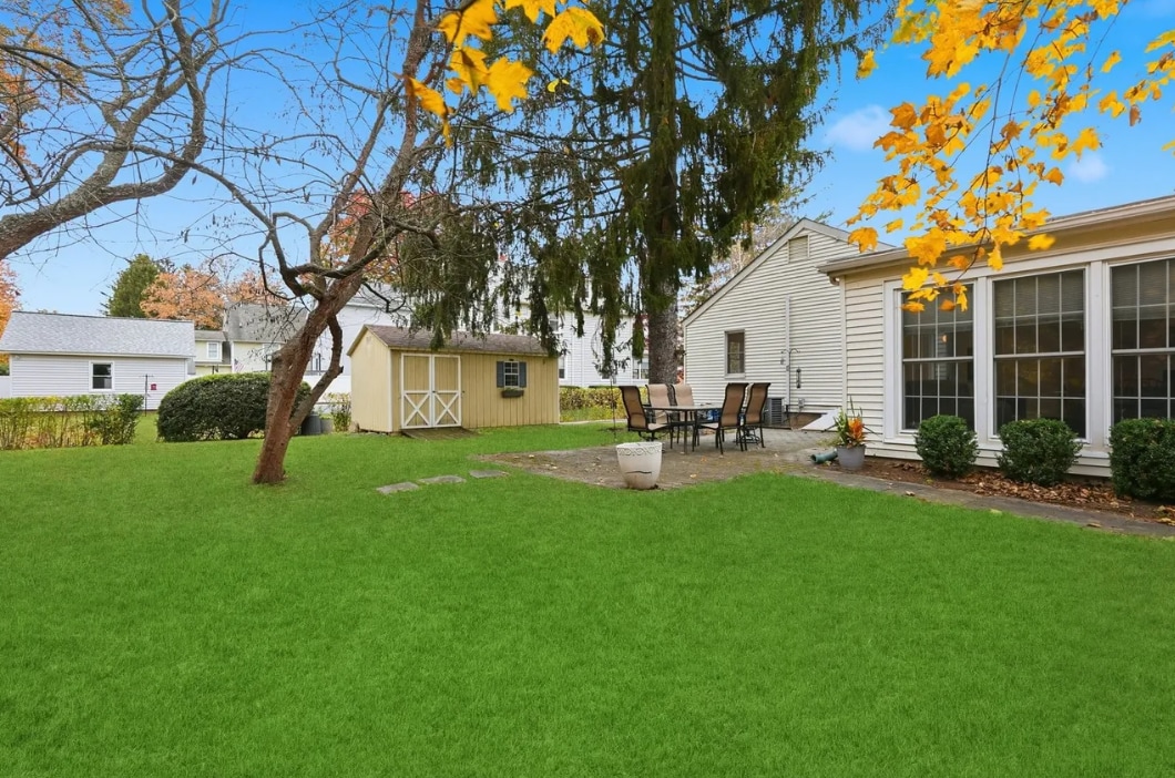 Building Photo - 15 Park St