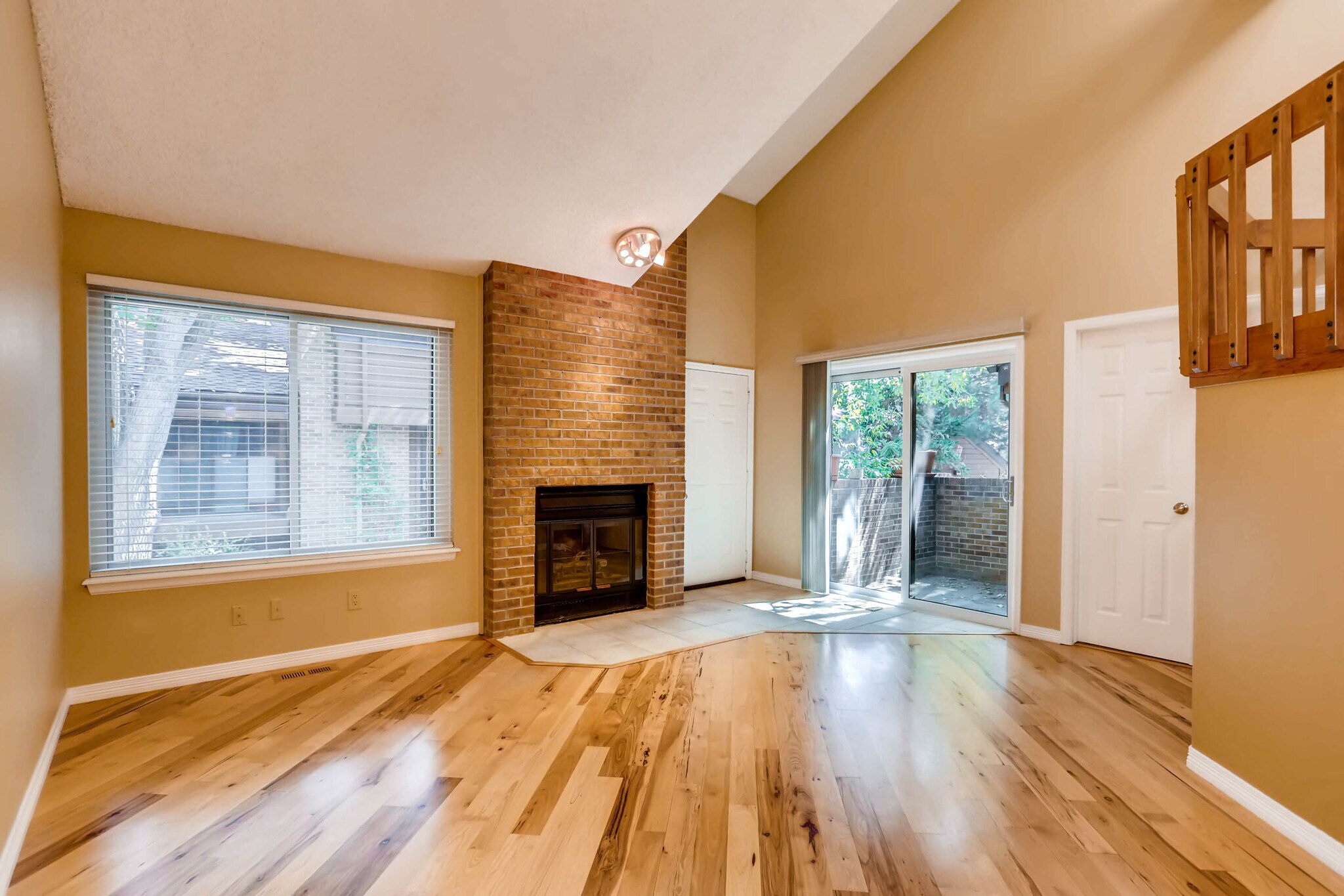 Building Photo - 2685 S Dayton Way