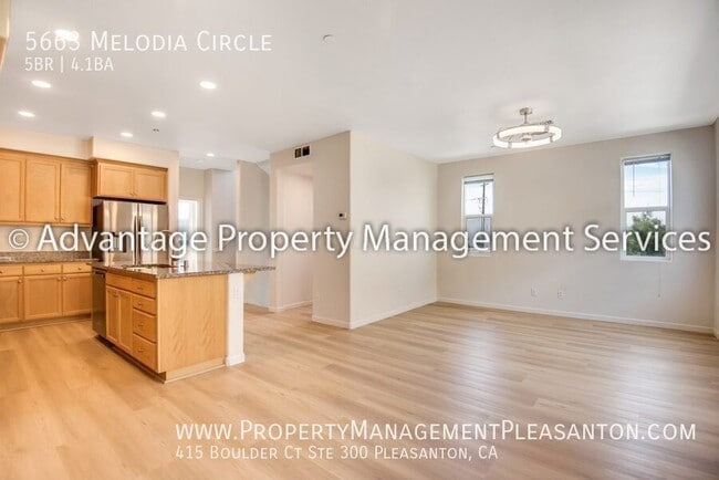 Building Photo - 5663 Melodia Cir