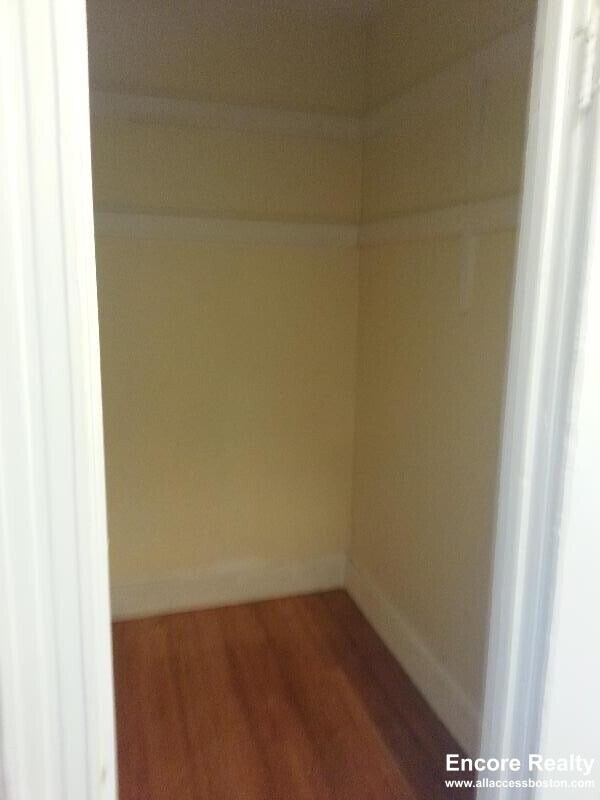 Building Photo - 1615 Commonwealth Ave