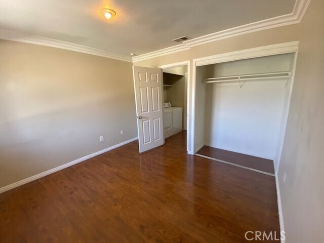 Building Photo - 1265 Kendall Dr