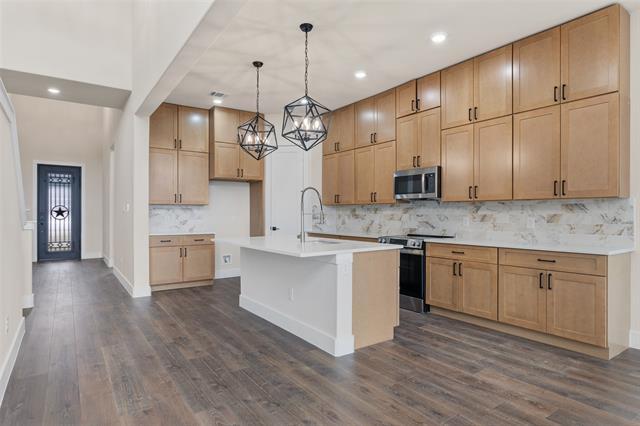 Building Photo - 5702 Barkridge Dr