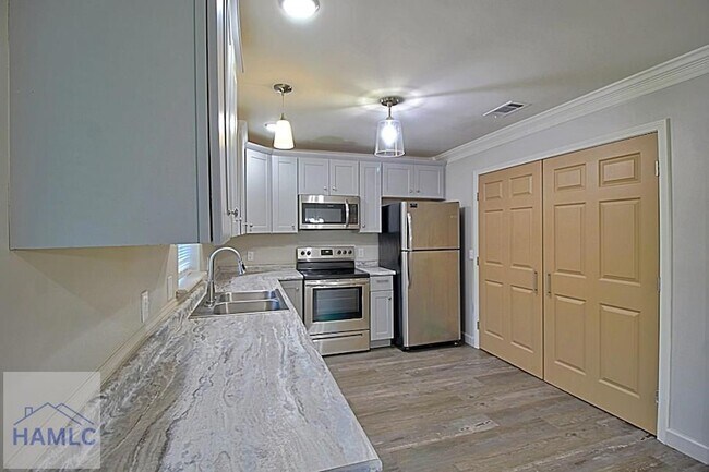 Building Photo - 5781 E Oglethorpe Hwy