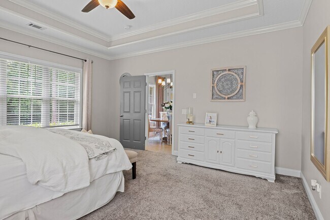 Building Photo - Richmond Hill's North Buckhead - Chastain ...
