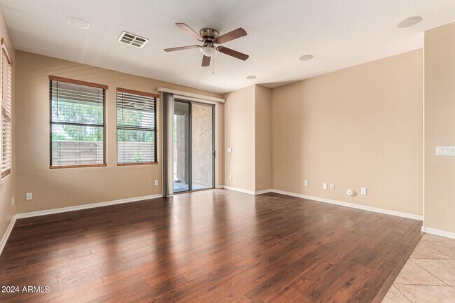 Building Photo - 4706 S Twinleaf Dr