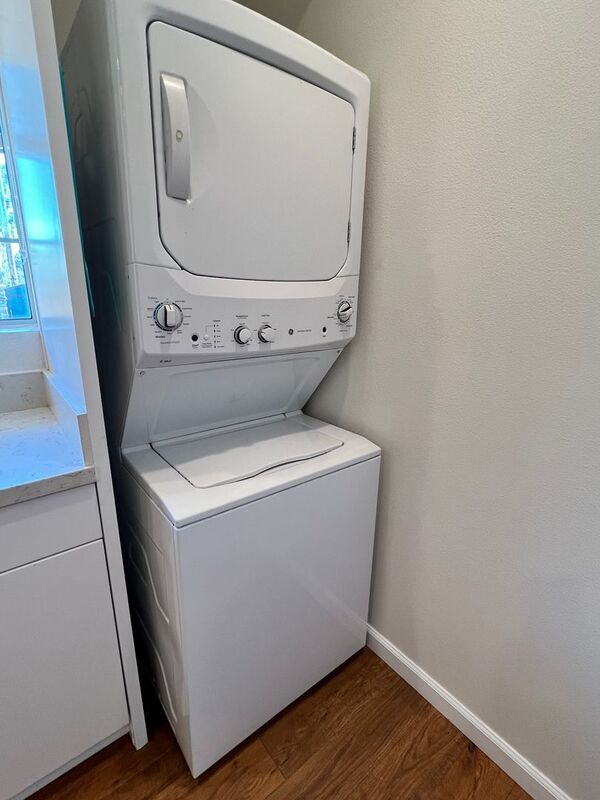 Building Photo - 5006 N Banna Ave