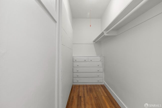 Building Photo - 1166 S Van Ness Ave