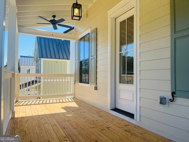 Building Photo - 105 Gardenia Ln