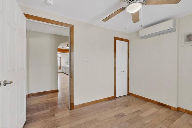 Building Photo - 515 Marble Ave