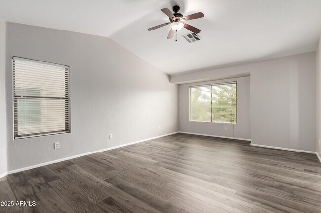 Building Photo - 8003 S 48th Dr