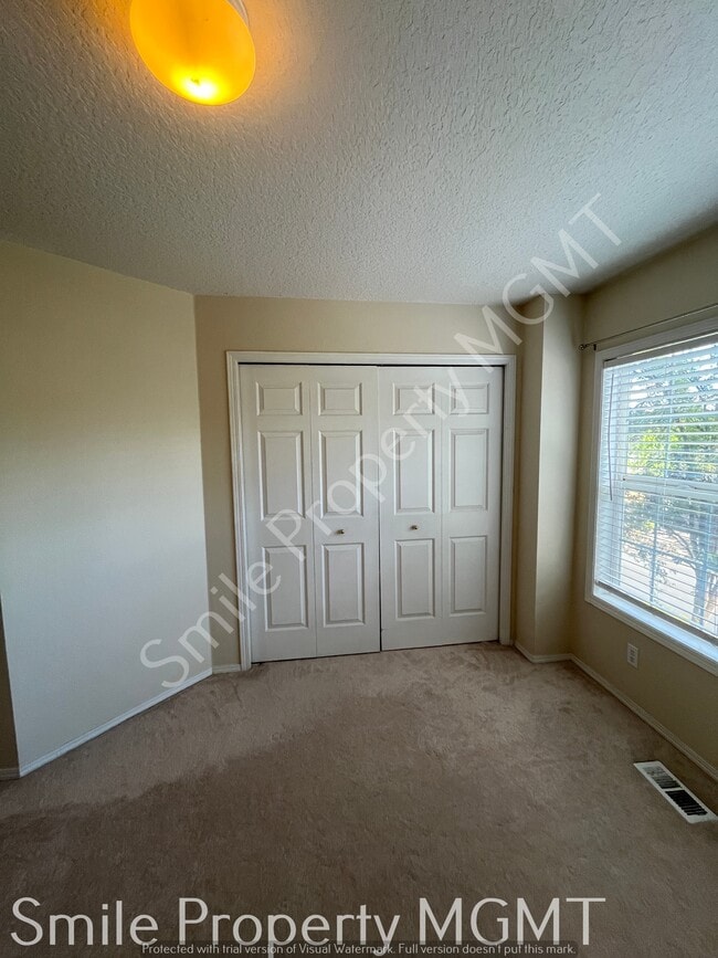 Building Photo - 6109 Summer Woods