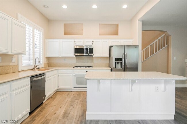 Building Photo - 2343 Brockton Way