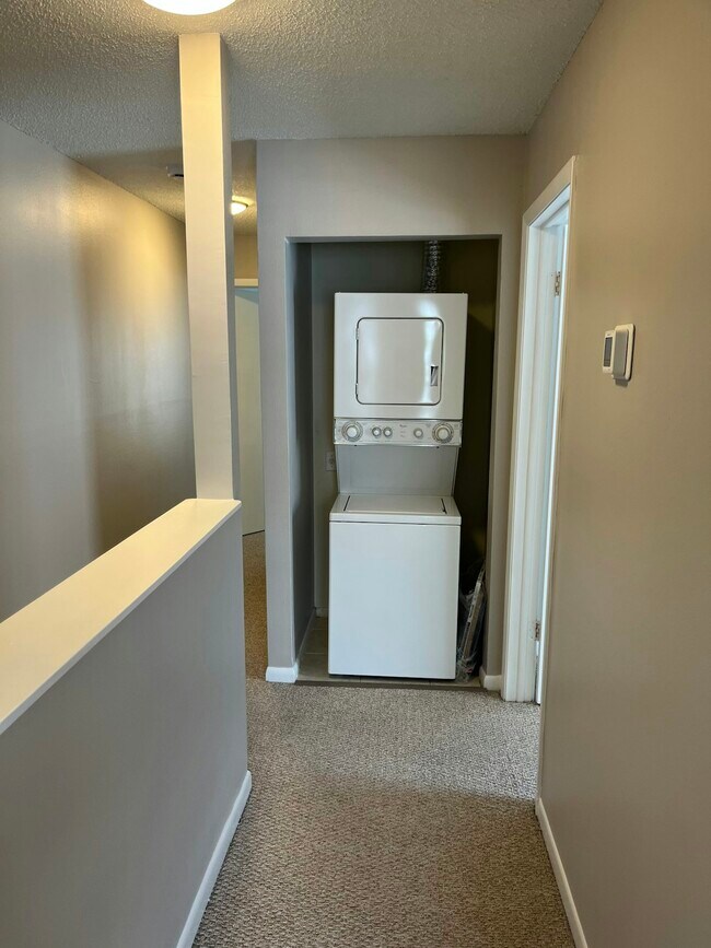 Building Photo - 5226 Sunridge Palms Dr