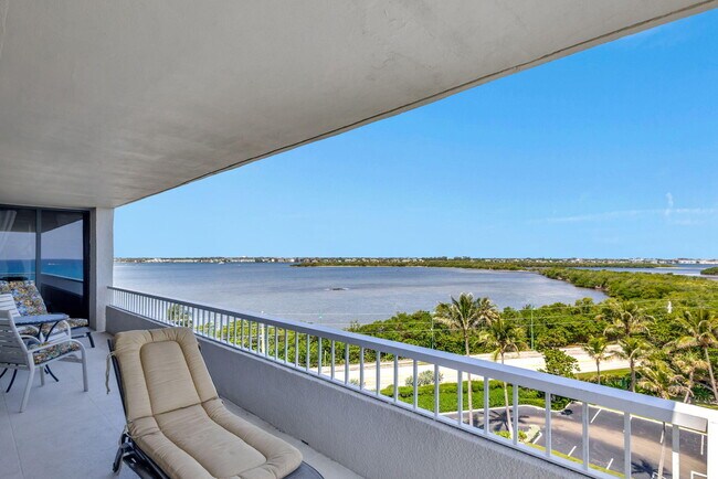 Building Photo - 5550 N Ocean Dr