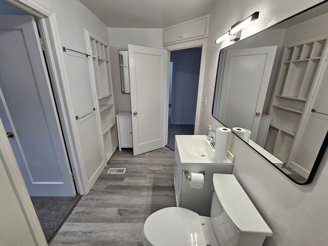 Building Photo - Newly Remodeled Home on the South Hill