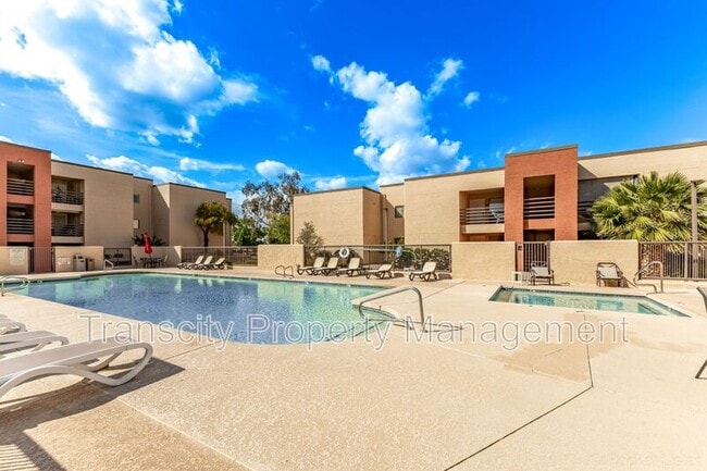 Building Photo - 1340 N Recker Rd