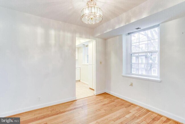 Building Photo - 4906 30th St S