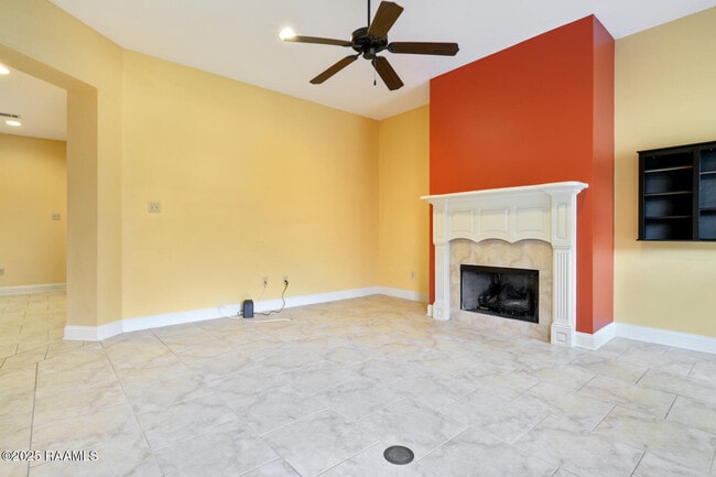 Building Photo - 9442 Boone Ave