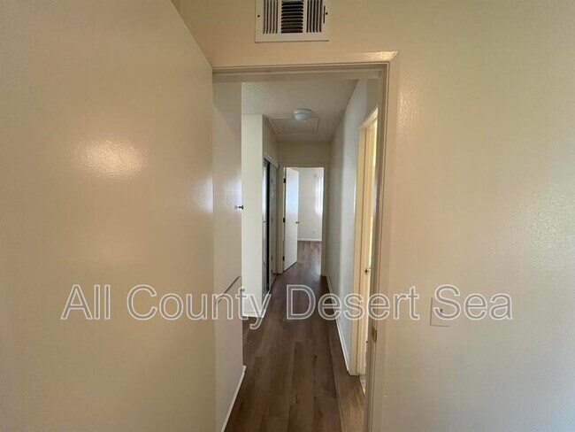 Building Photo - 5832 Nordina Dr