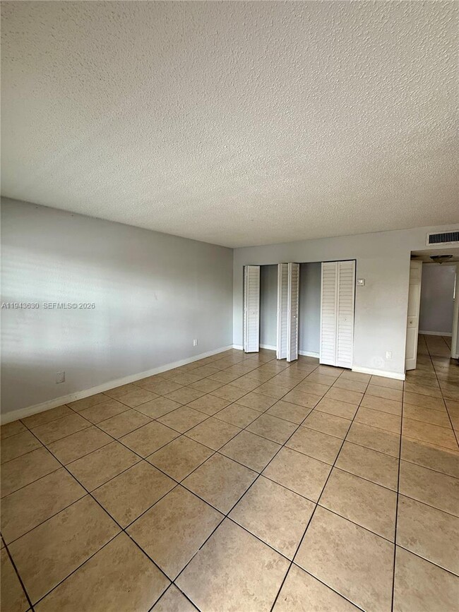 Building Photo - 400 NW 65th Ave