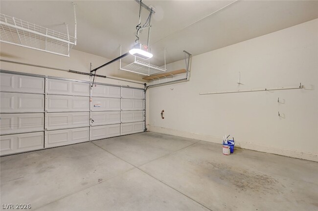 Building Photo - 8744 Traveling Breeze Ave